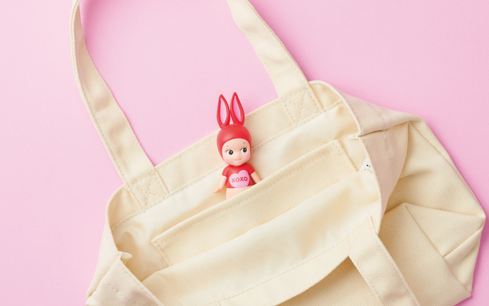 Kiss Kiss Tote